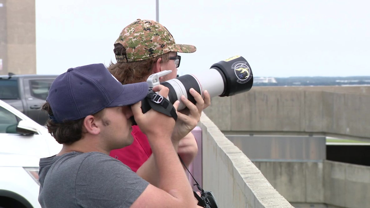 Plane spotters flocking to Cypress Point Park